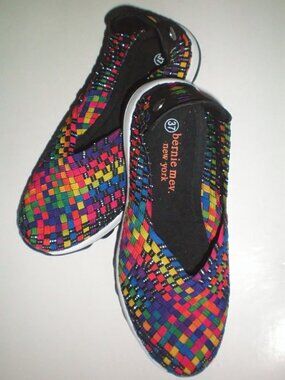 Bernie Mev New York Gummies Air Womens Slip On Sneaker Size 37